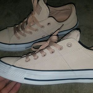 Brand new suade nude blush color converse 8 women